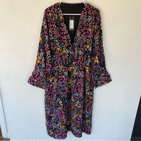 Nasty Gal plus size multi floral midi dress plus size 20 NEW! - Picture 2 of 10